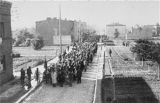 Déportation des Juifs du ghetto de Lodz.