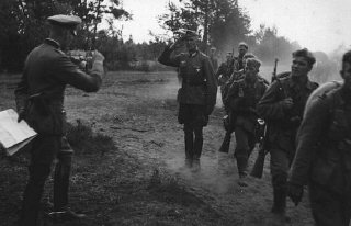 Немецкие пехотинцы во время вторжения в СССР в 1941...