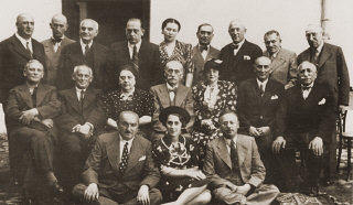 Members of the mostly Jewish Masonic lodge in Czernowitz...
