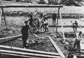 Jewish inmates at forced labor in the Vyhne concentration...