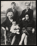 Tenenwurzel family photographs